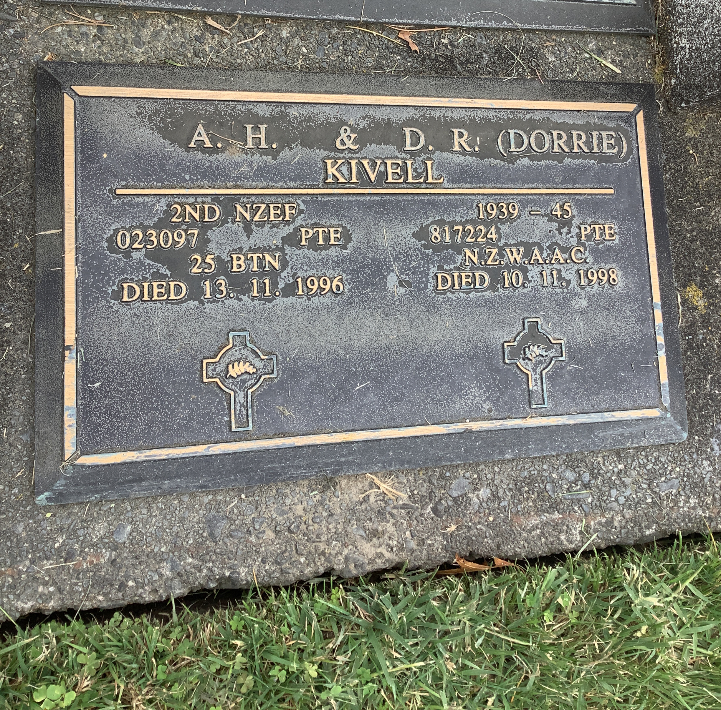 headstone