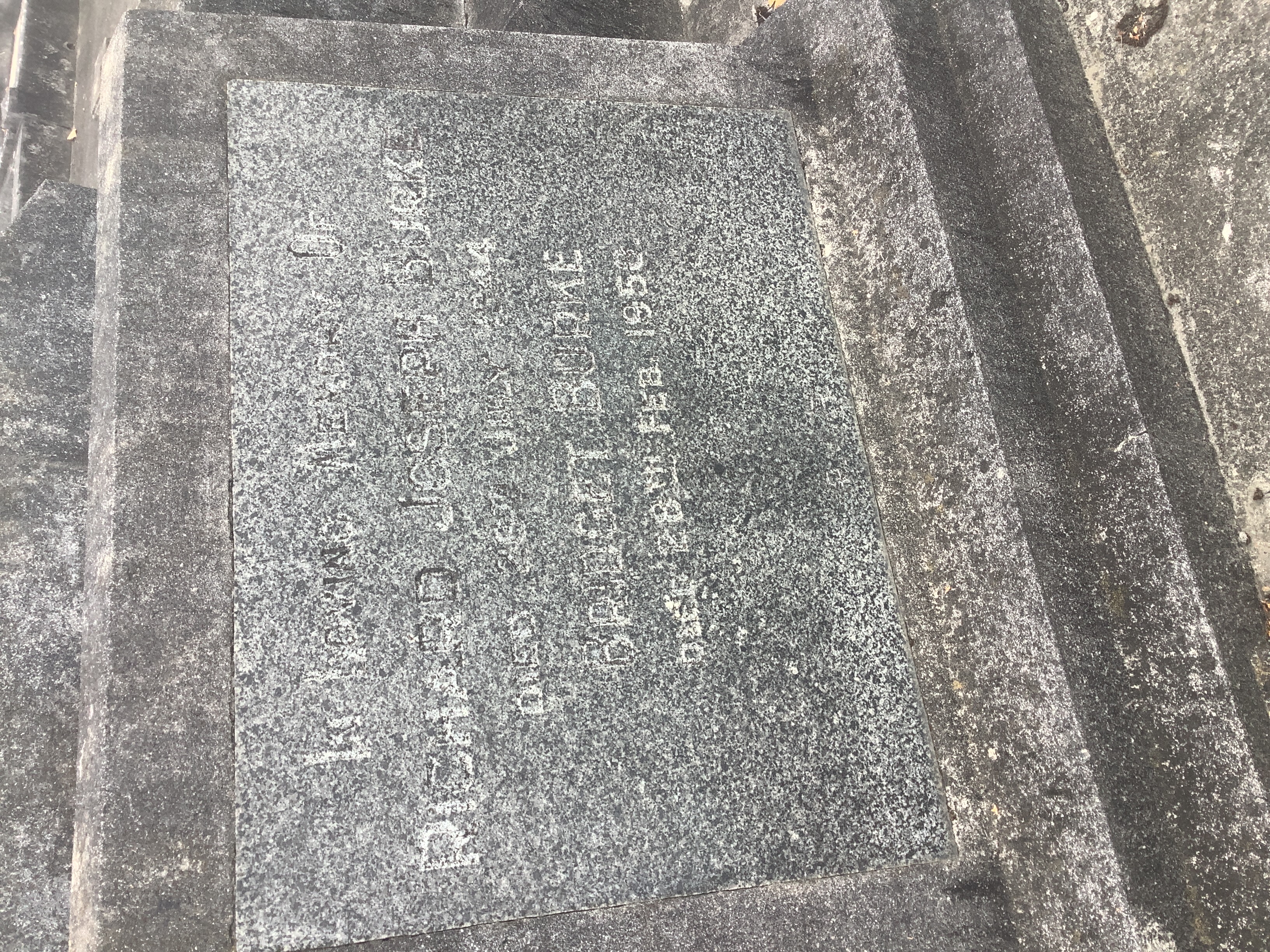 headstone