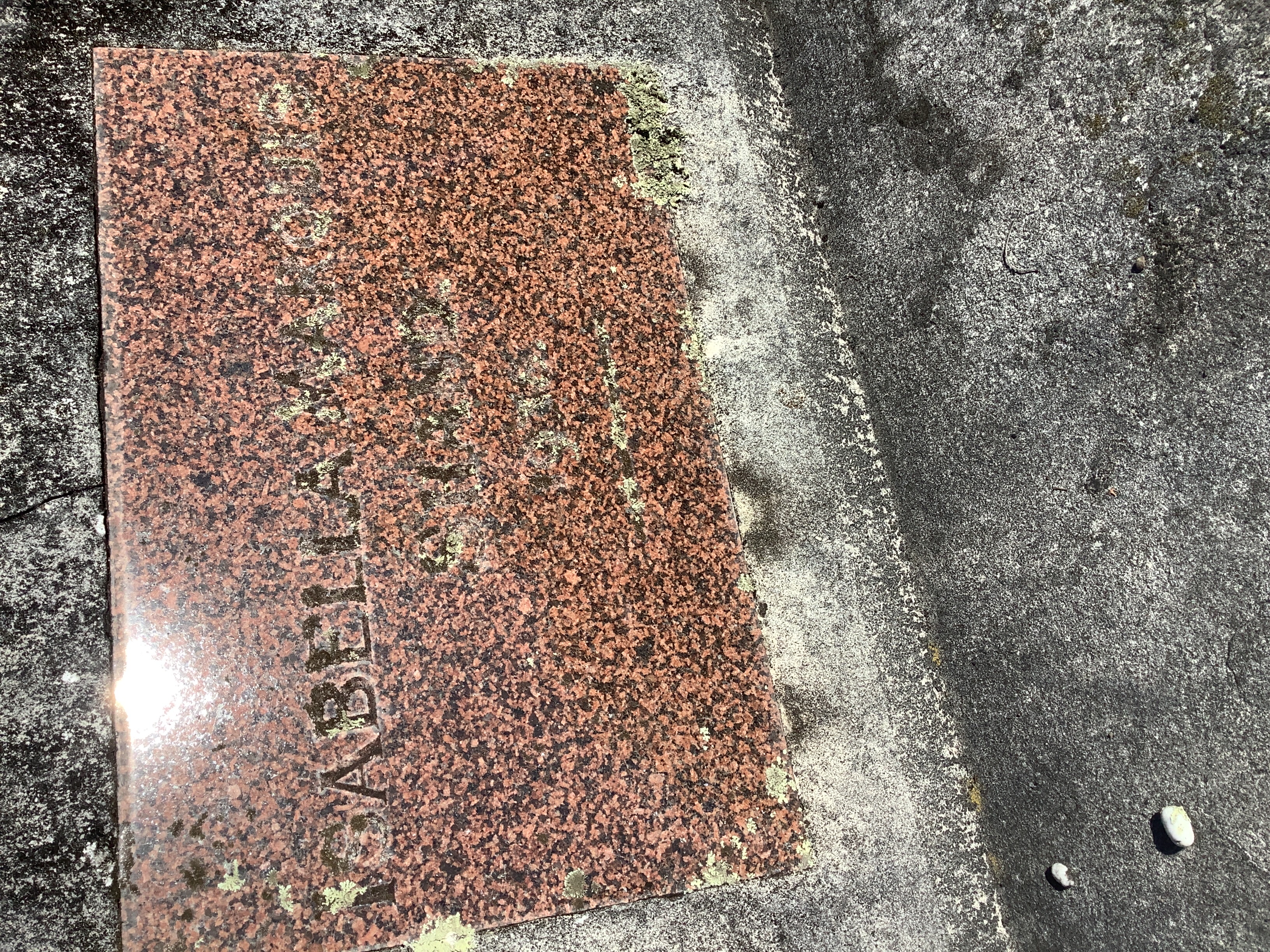 headstone