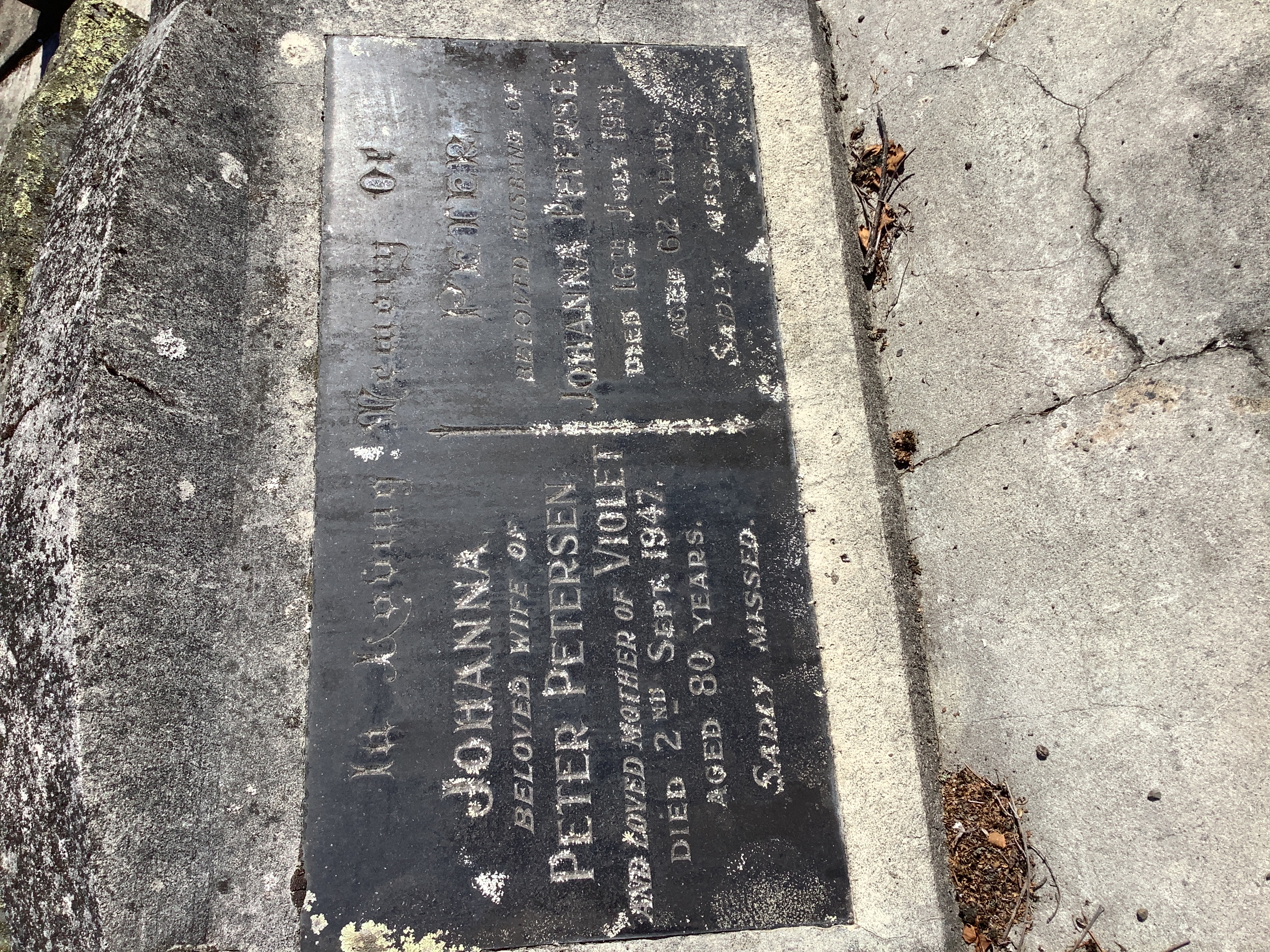headstone