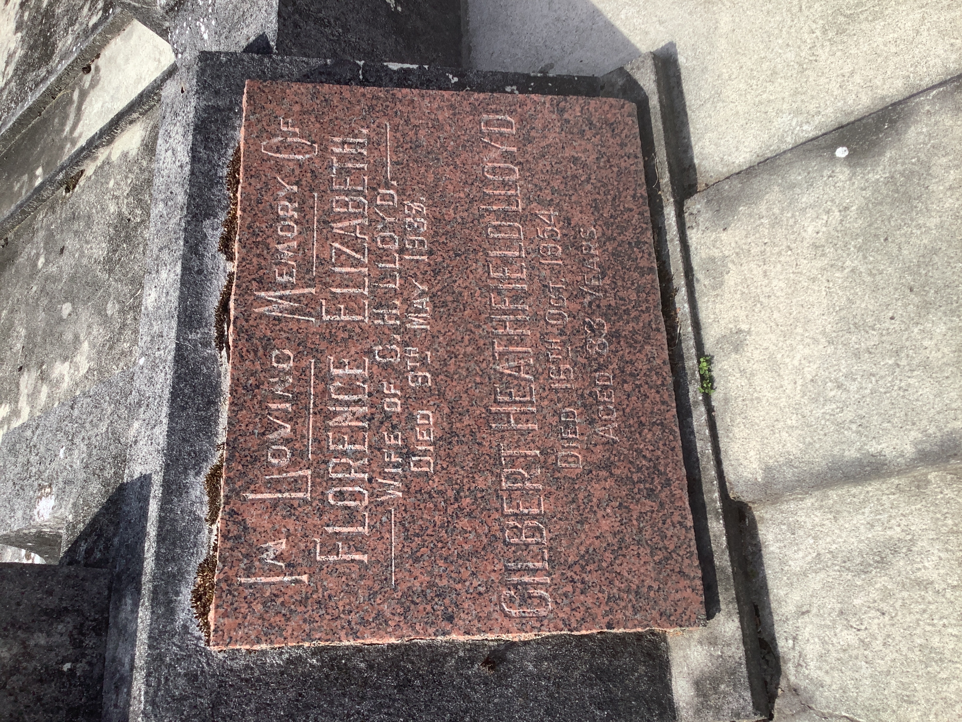 headstone