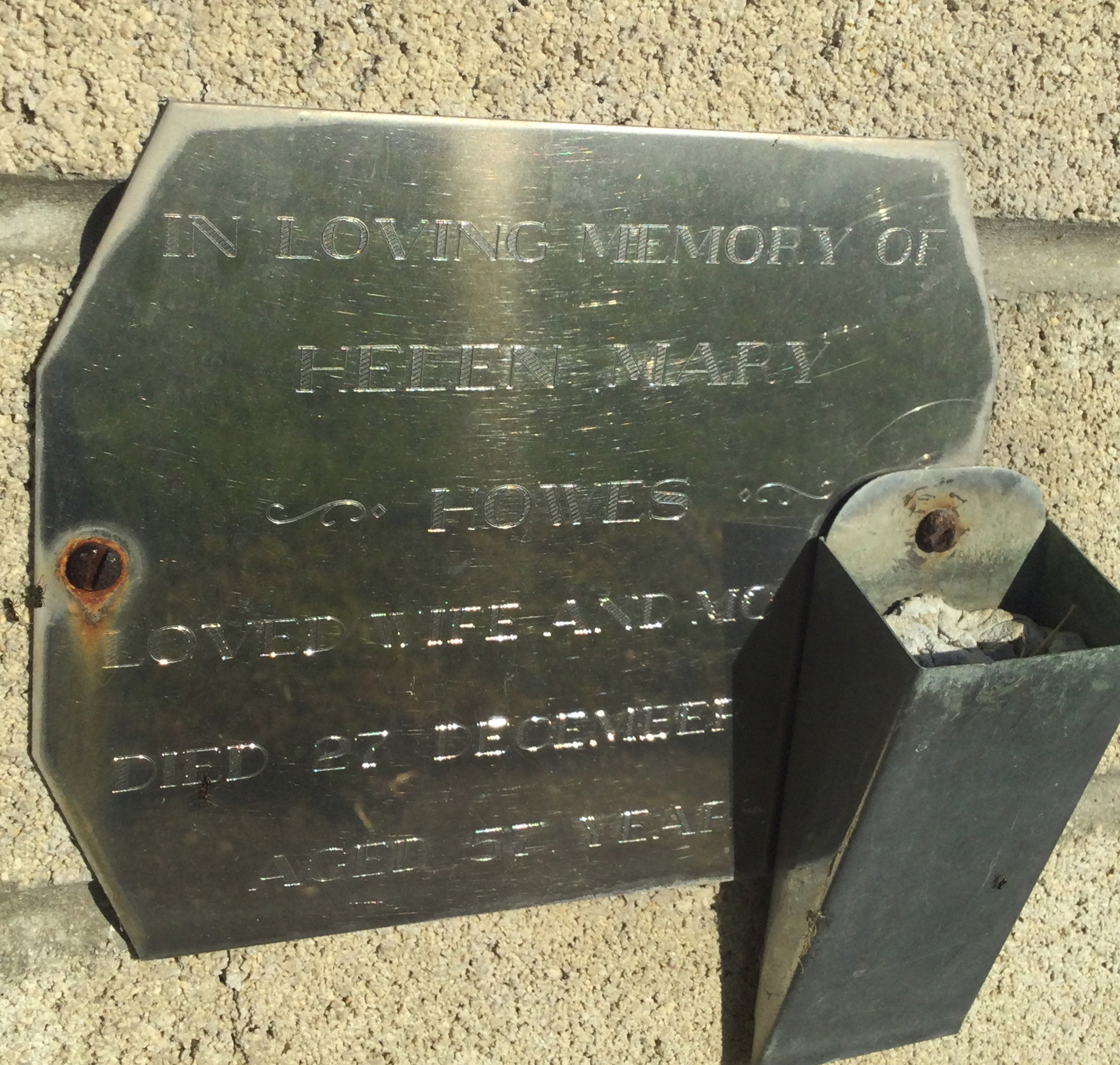 headstone