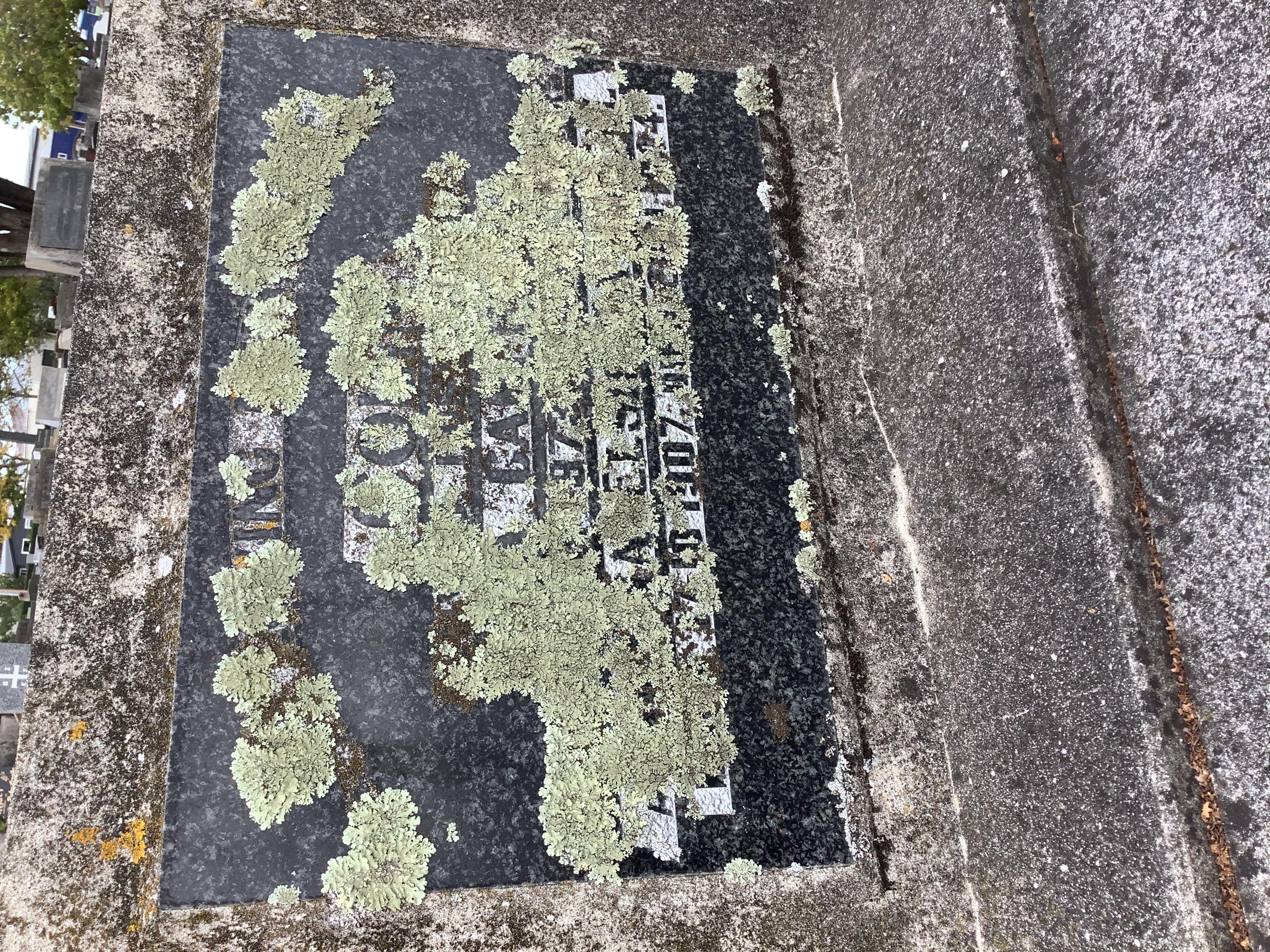 headstone