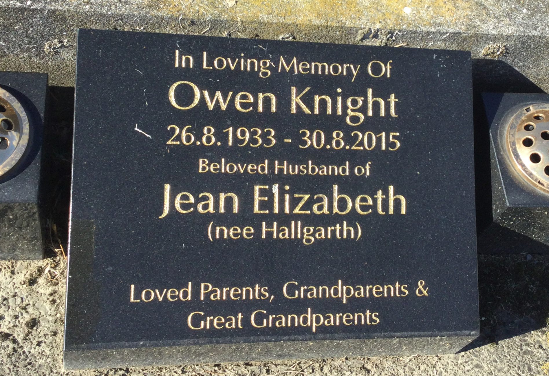 headstone