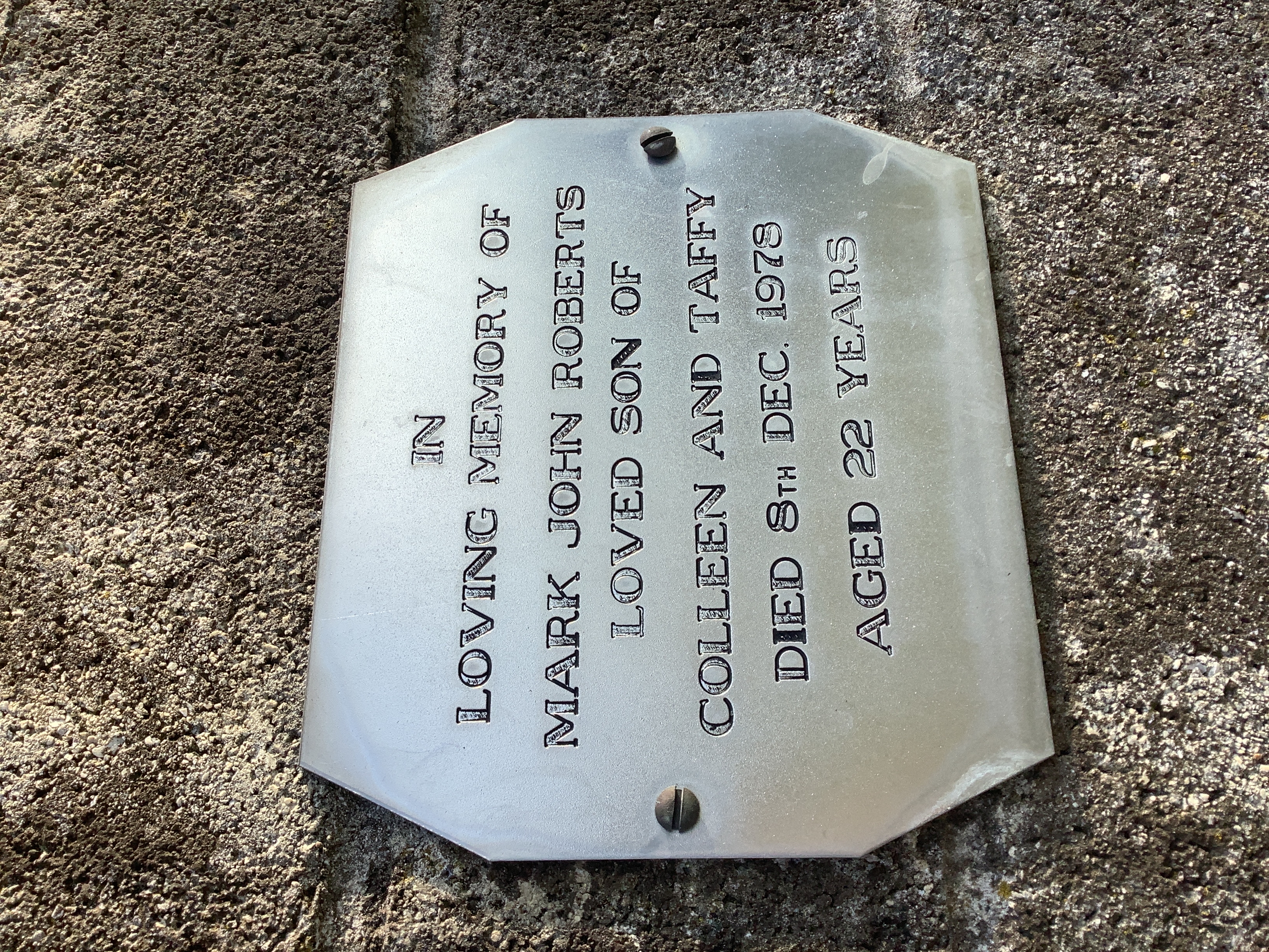 headstone