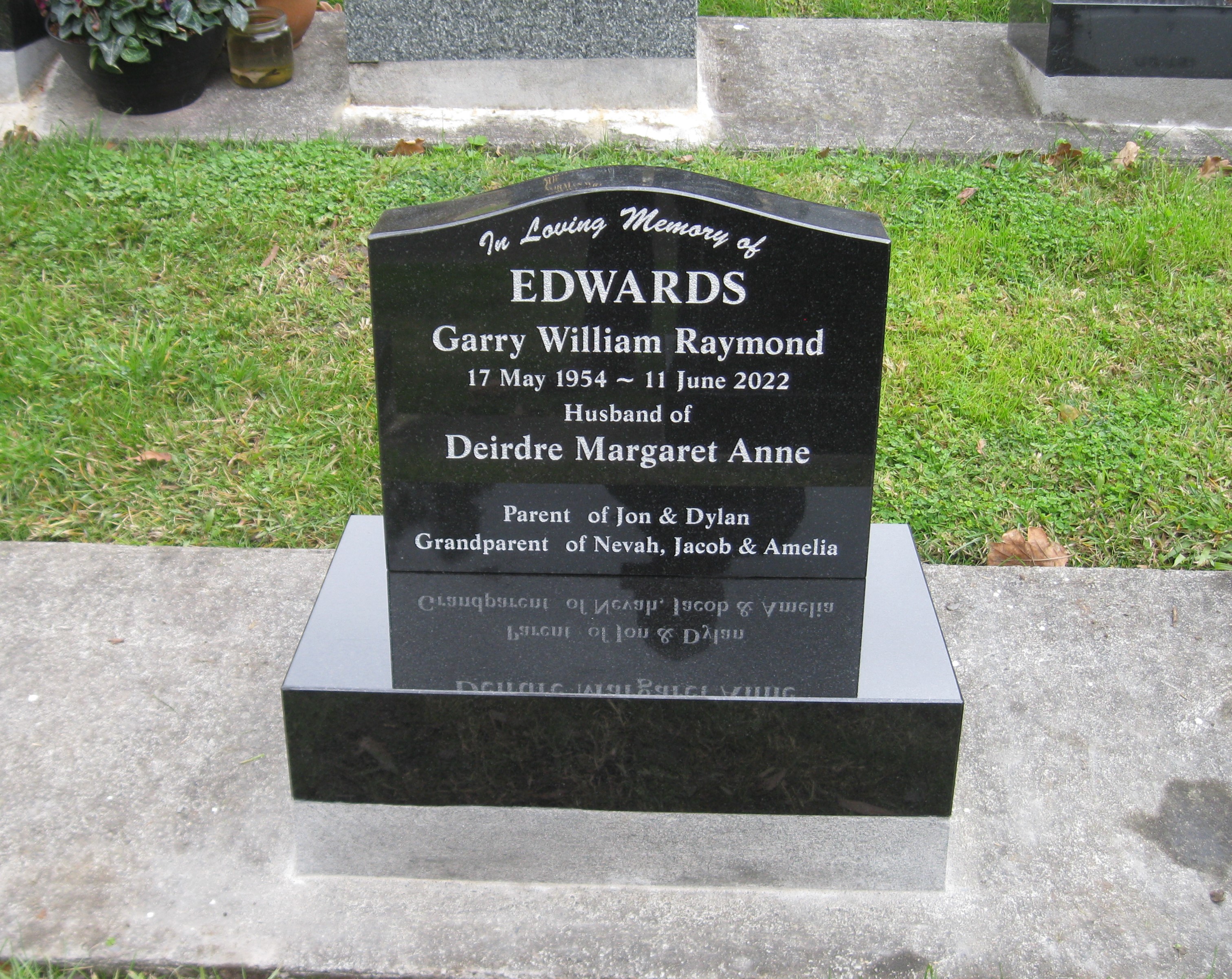 headstone