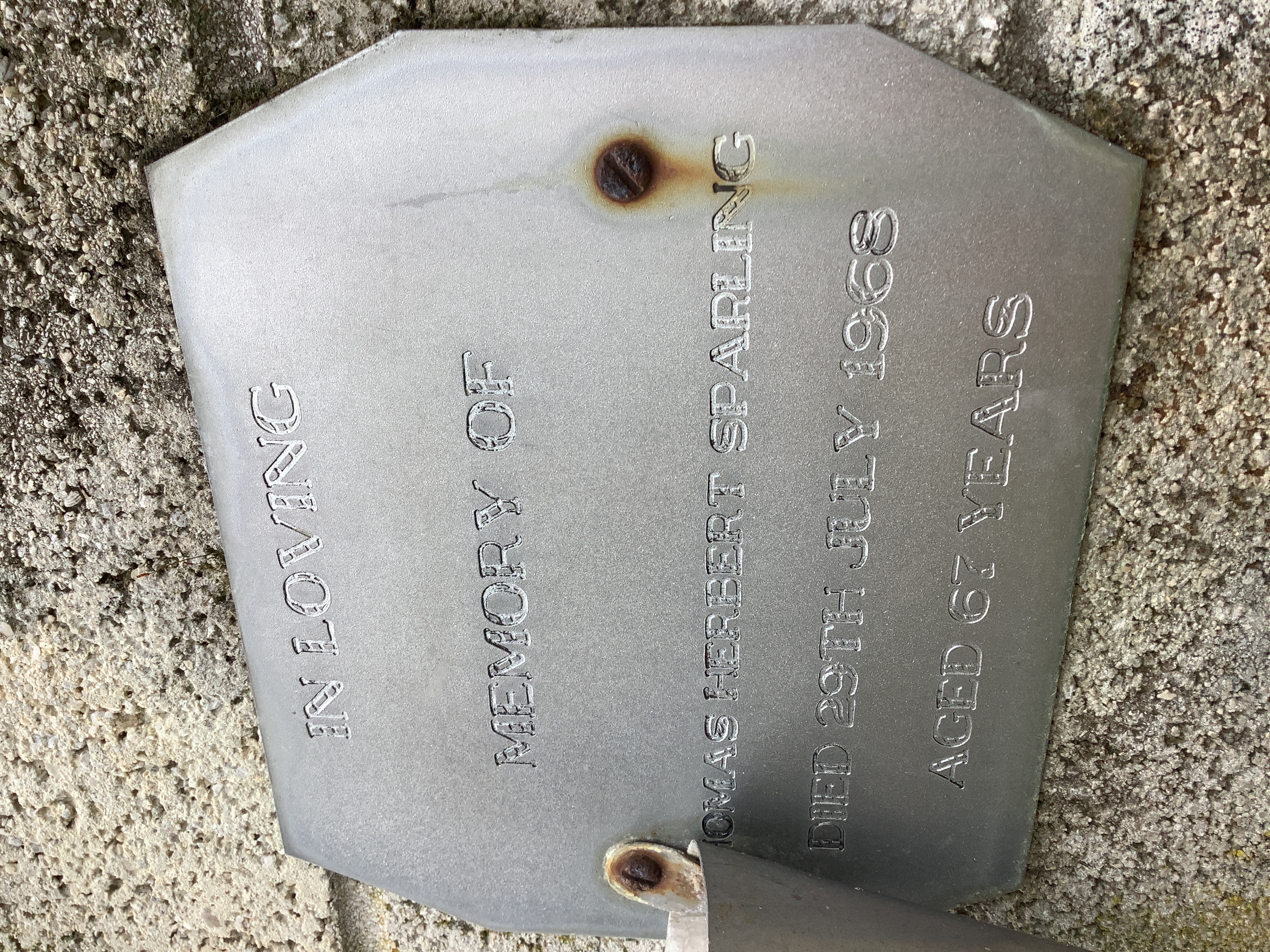 headstone