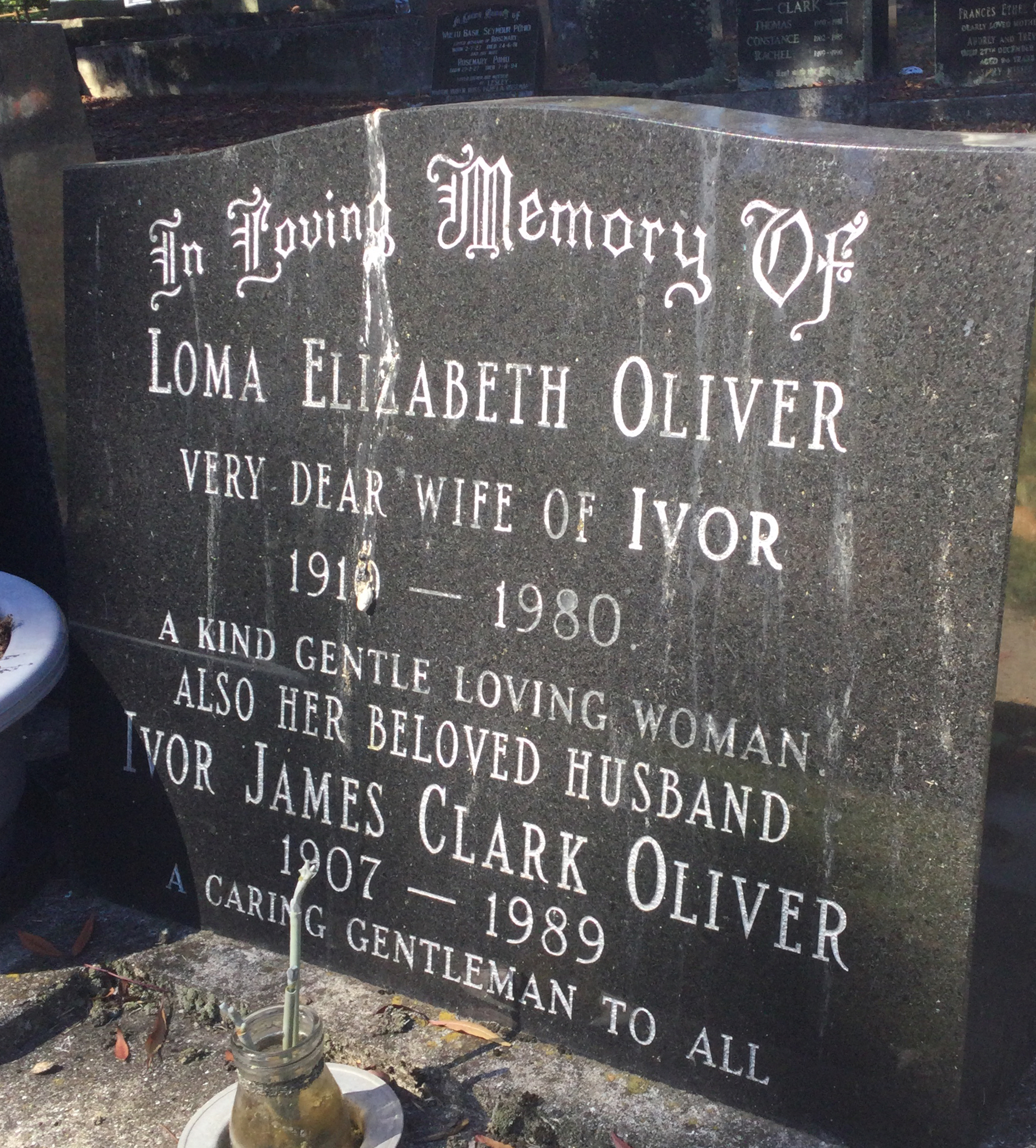headstone
