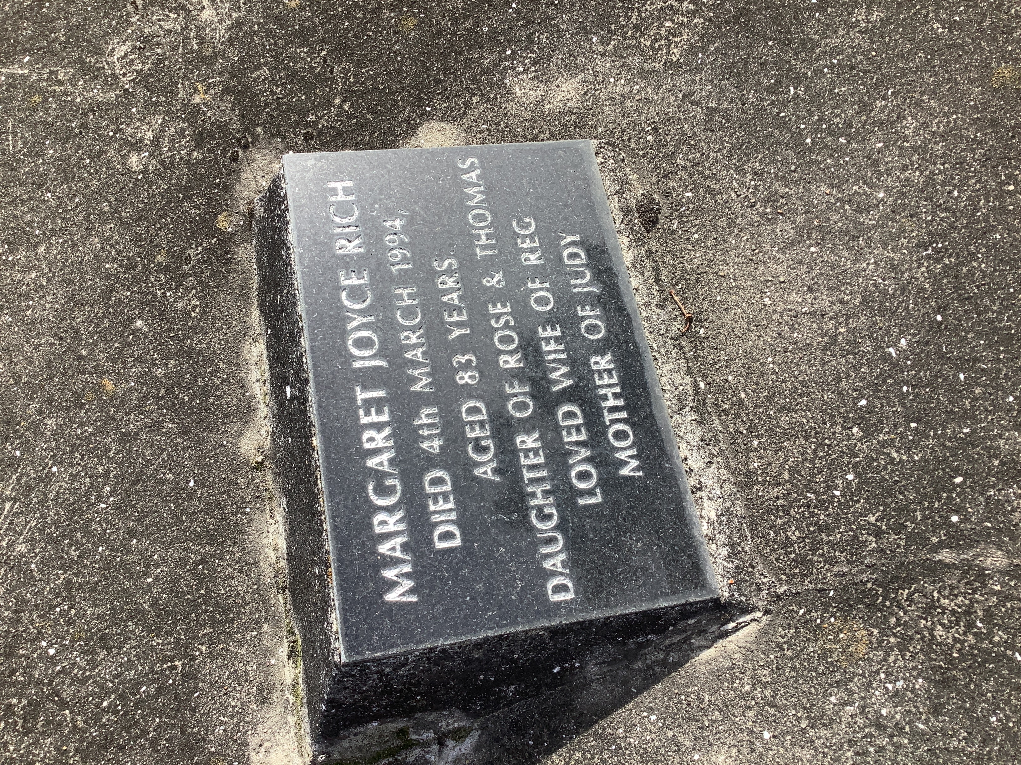 headstone