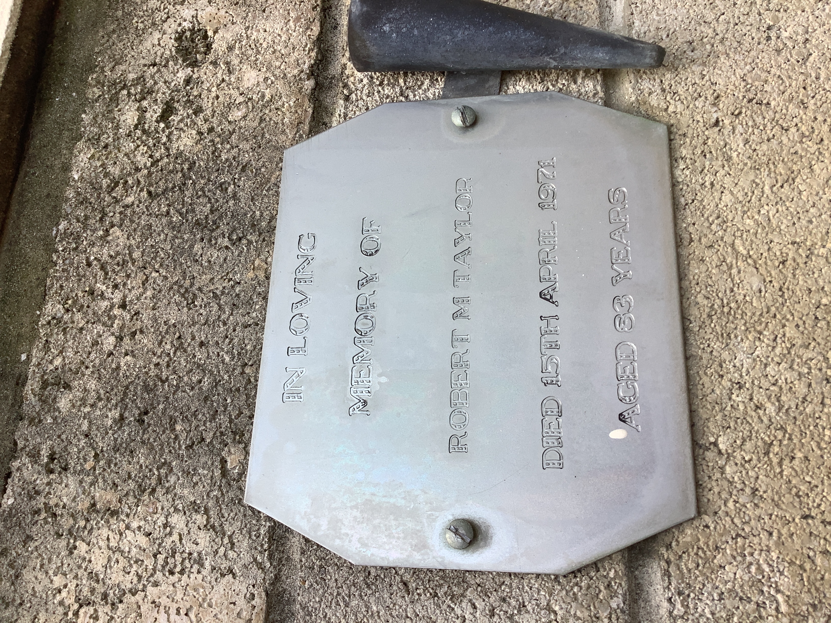 headstone