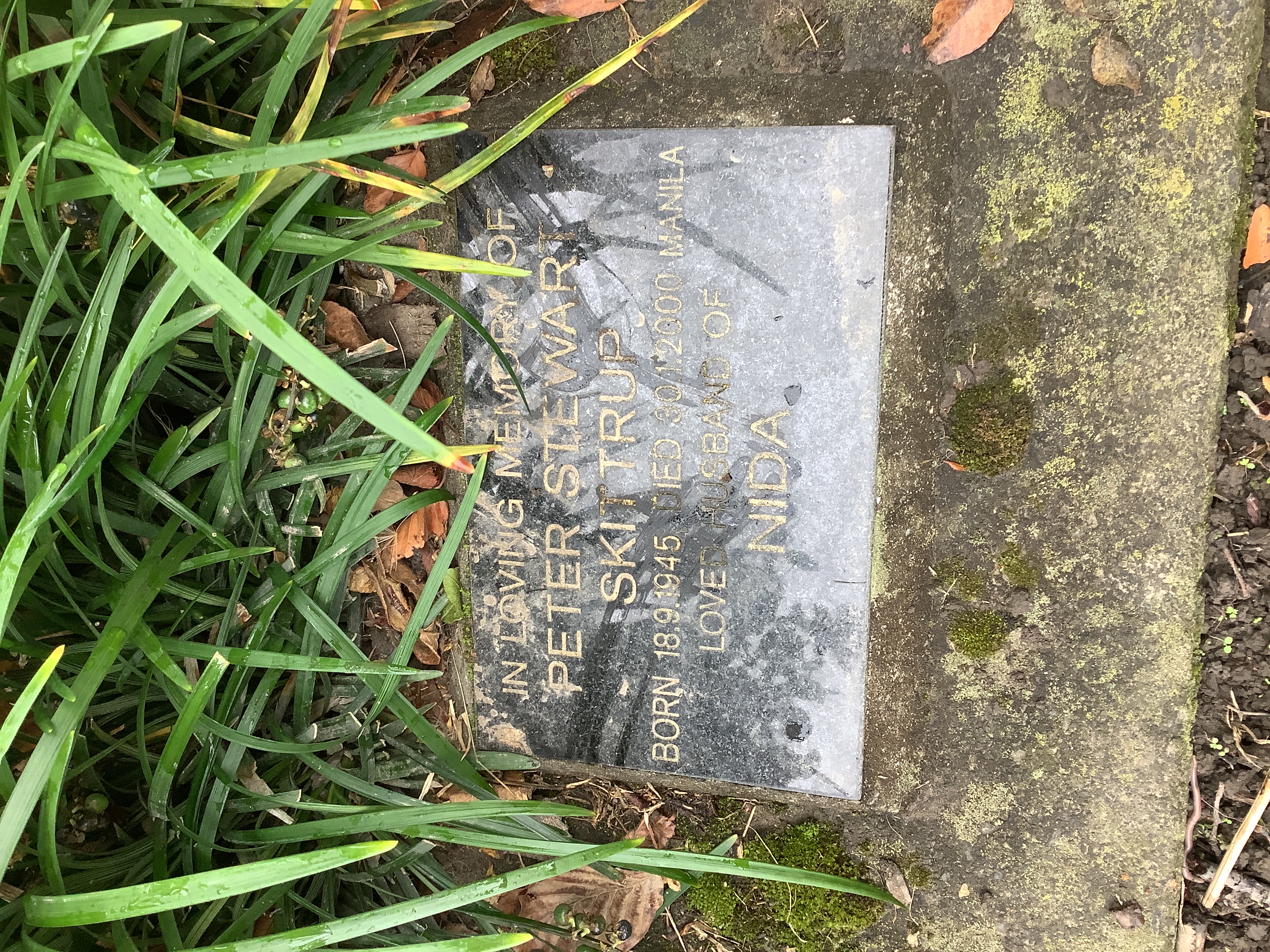 headstone