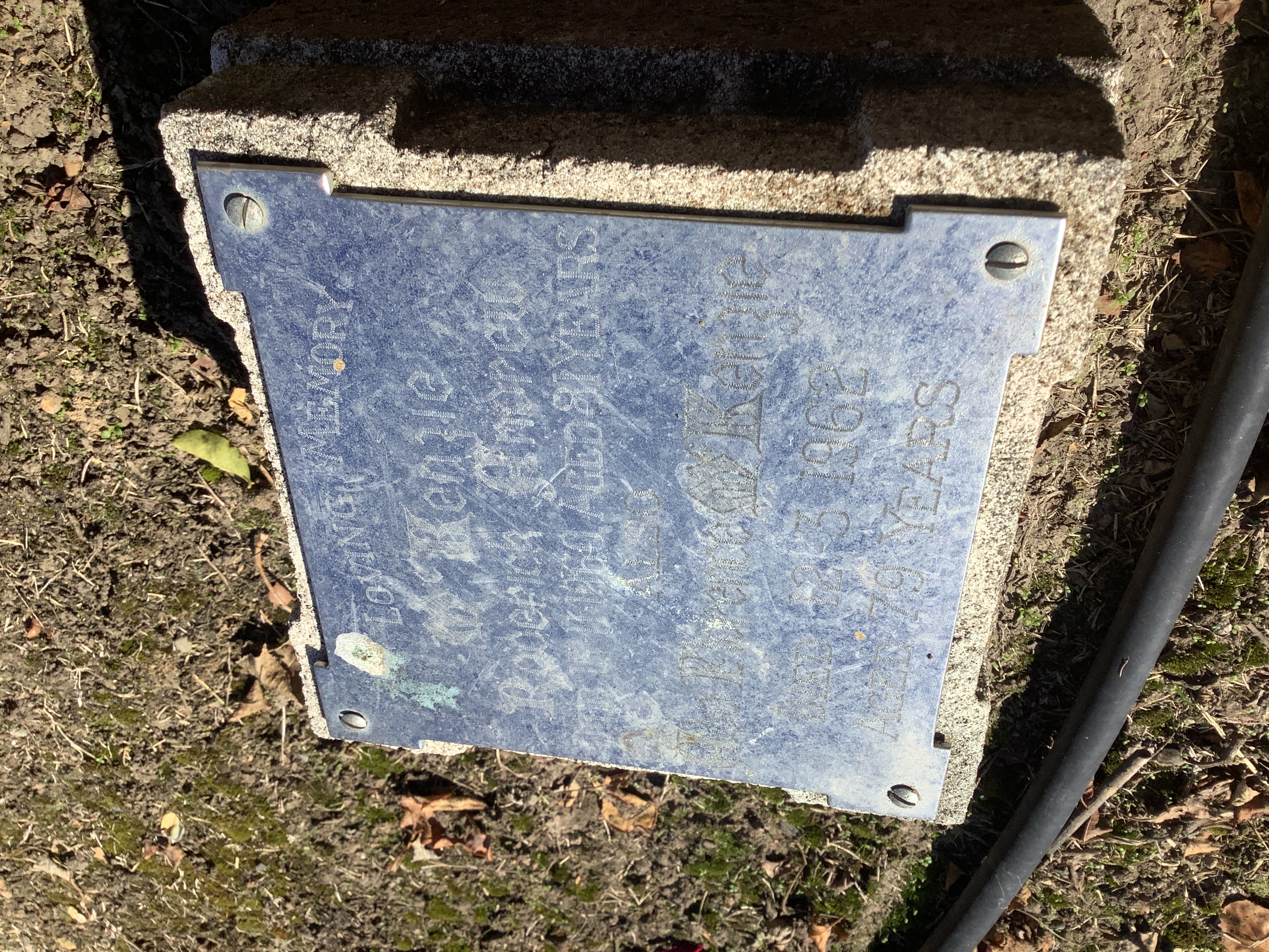 headstone