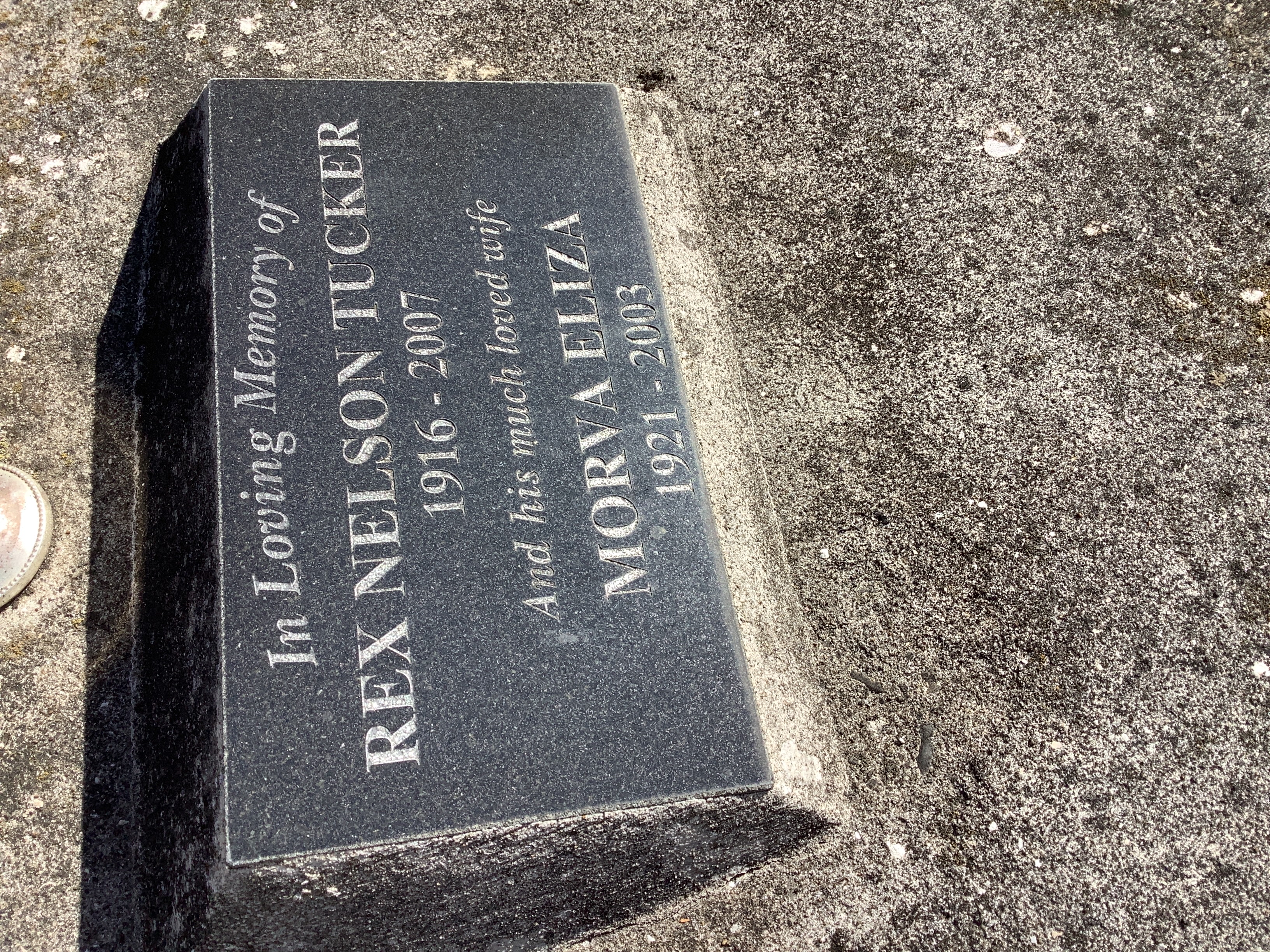 headstone