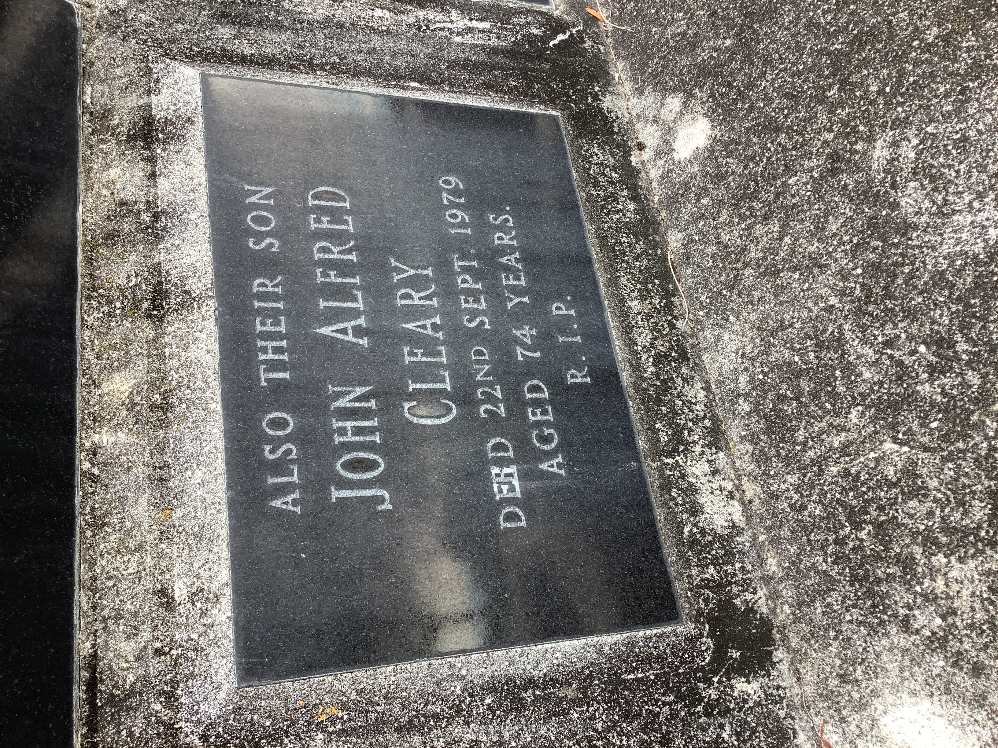 headstone