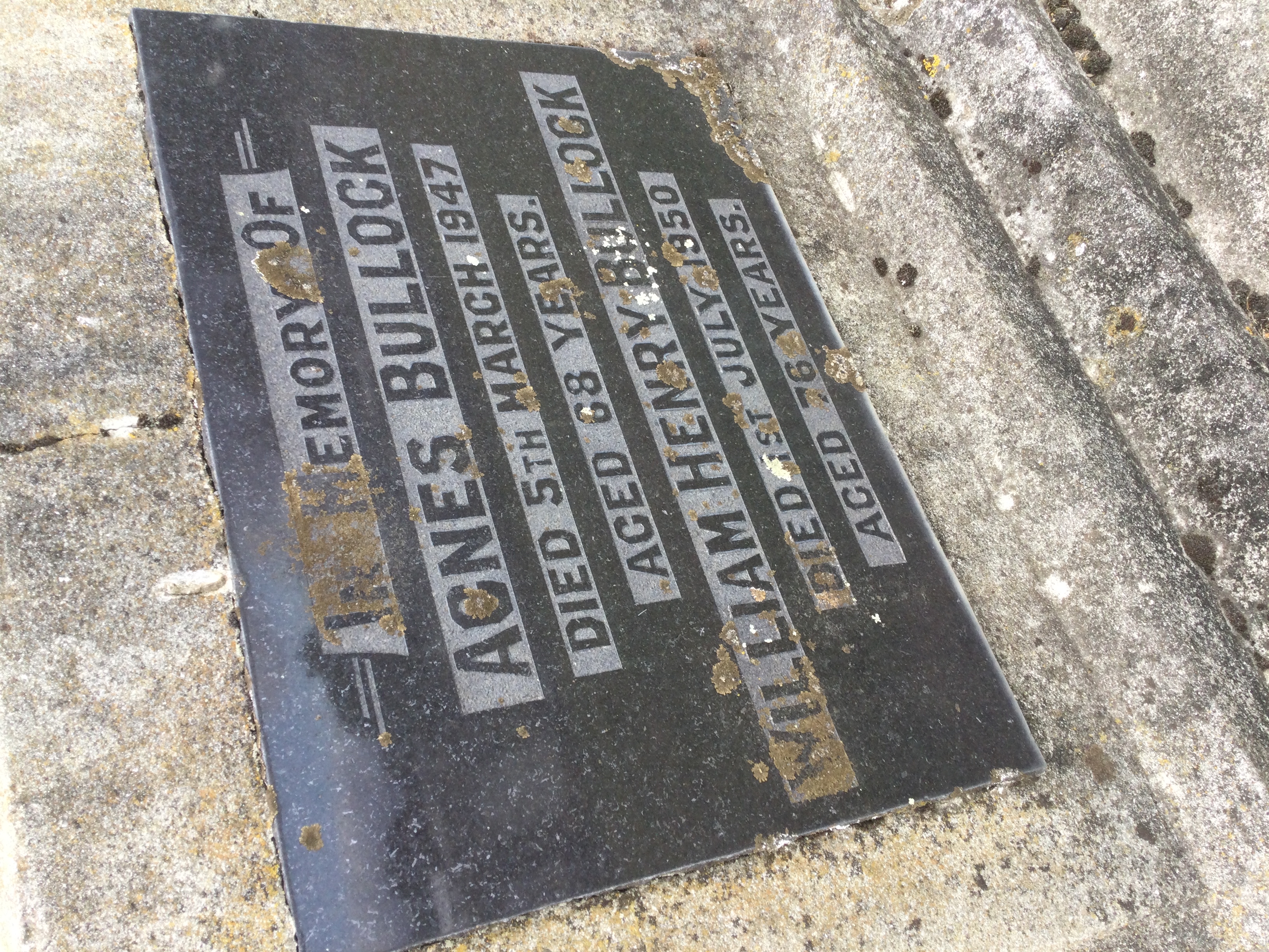 headstone