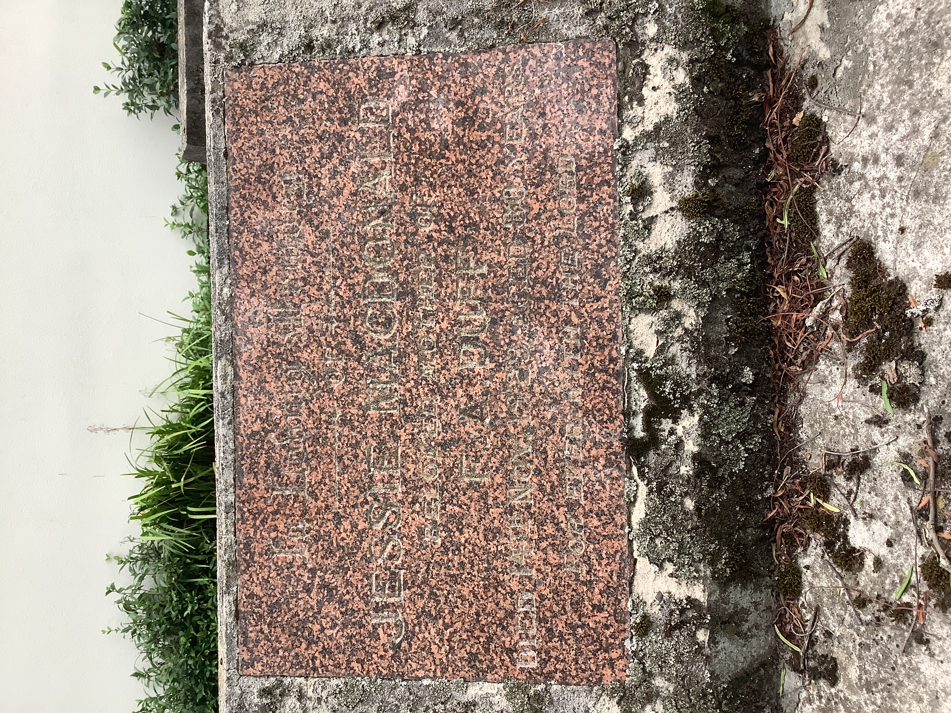 headstone