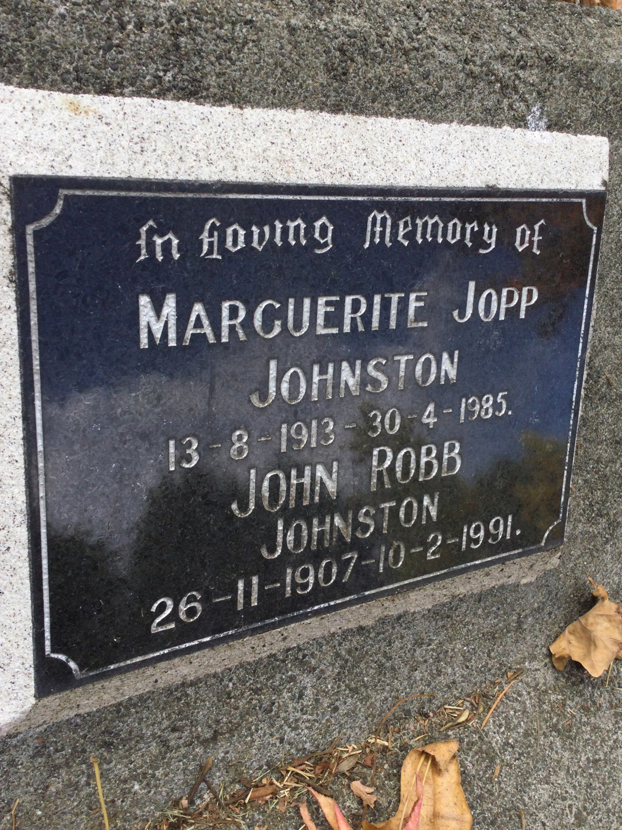headstone