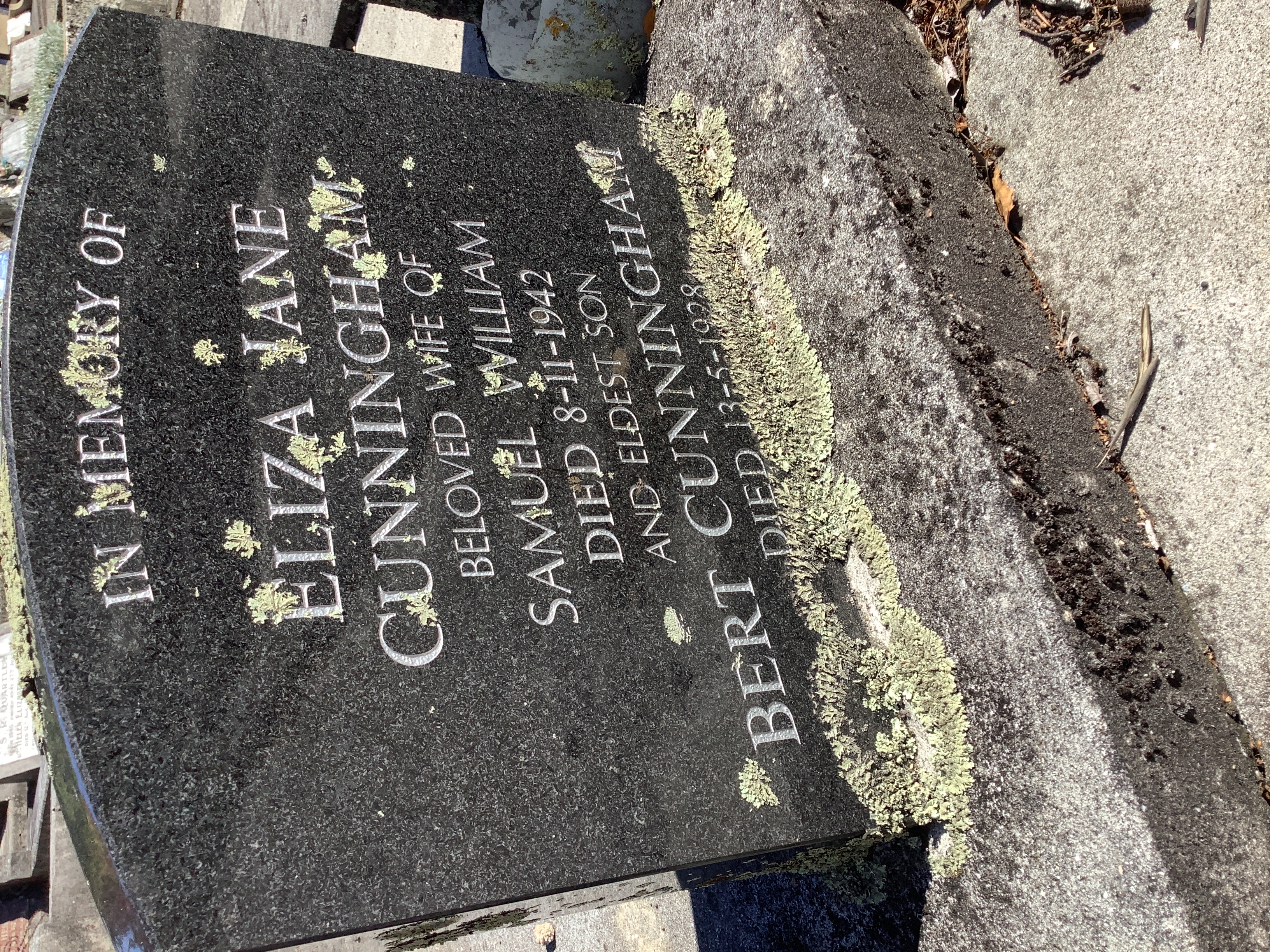 headstone