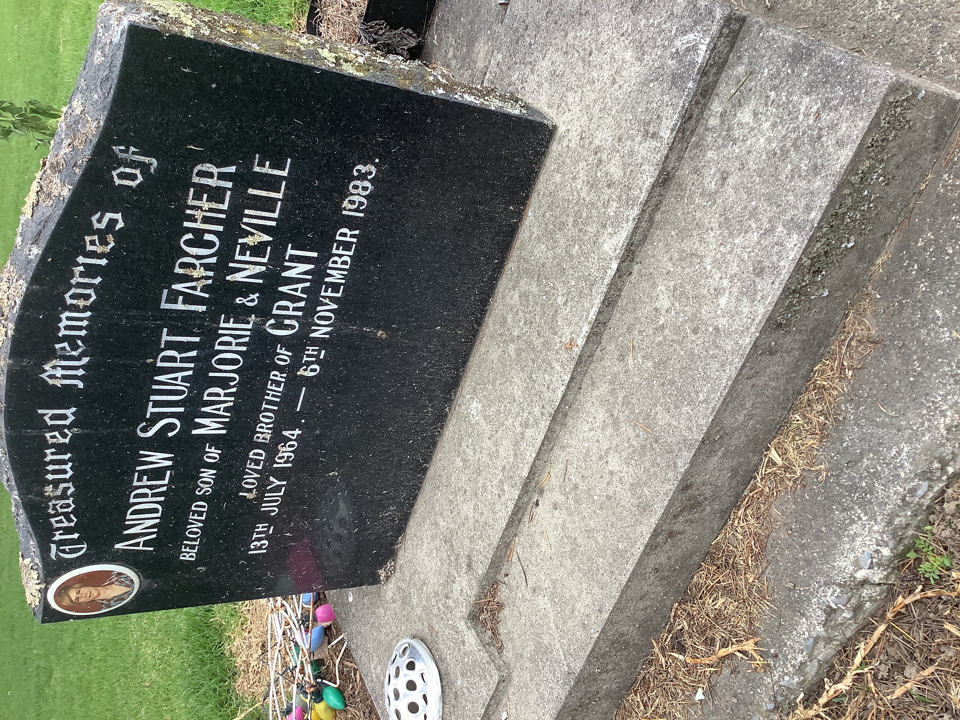 headstone