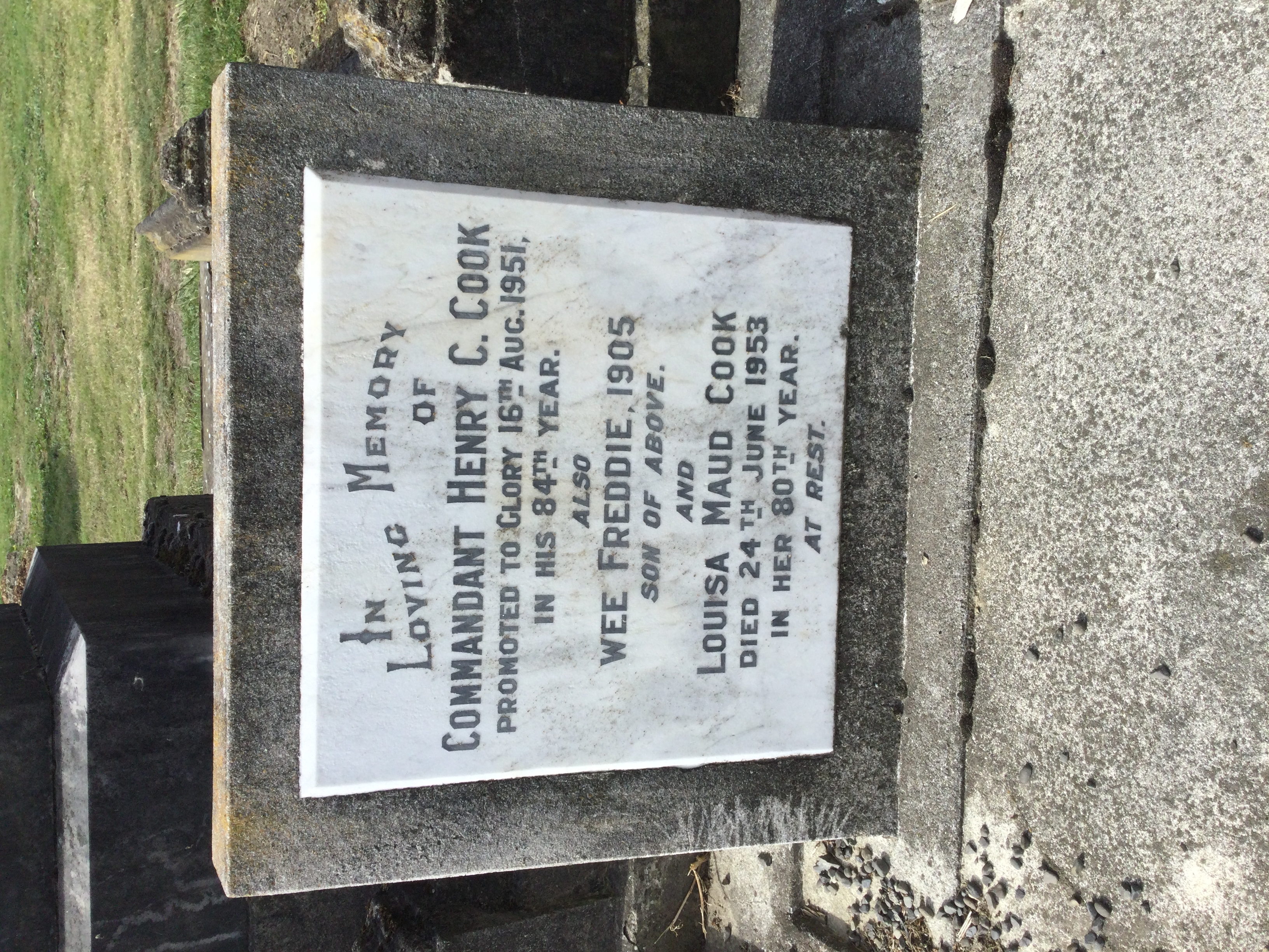 headstone