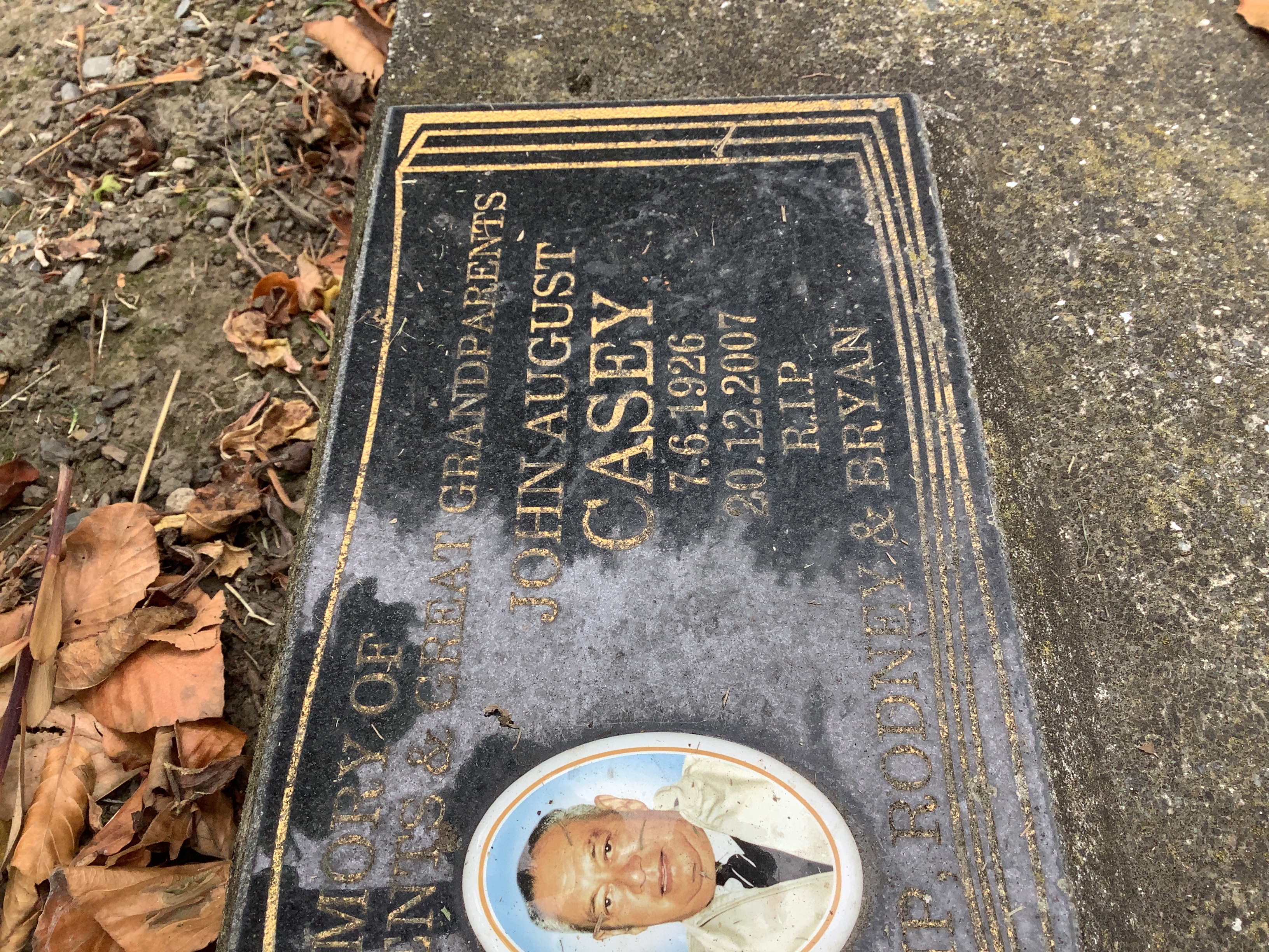 headstone