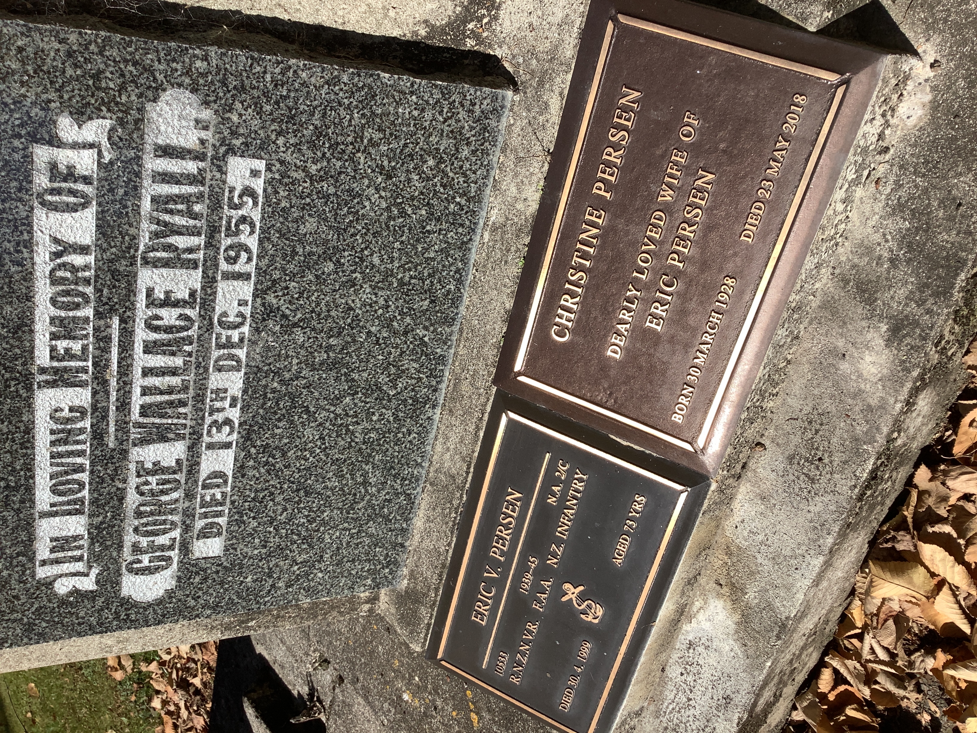 headstone