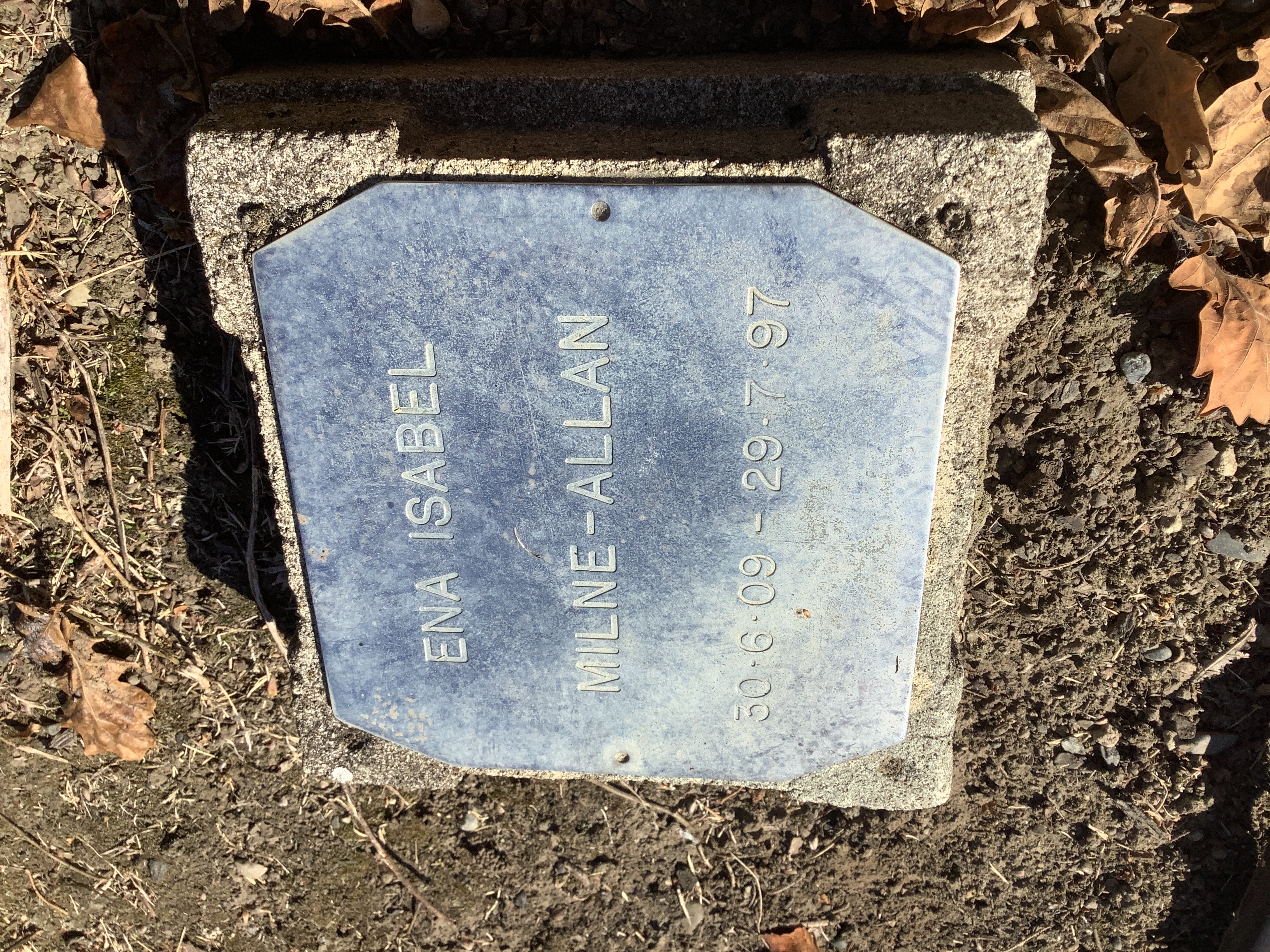 headstone