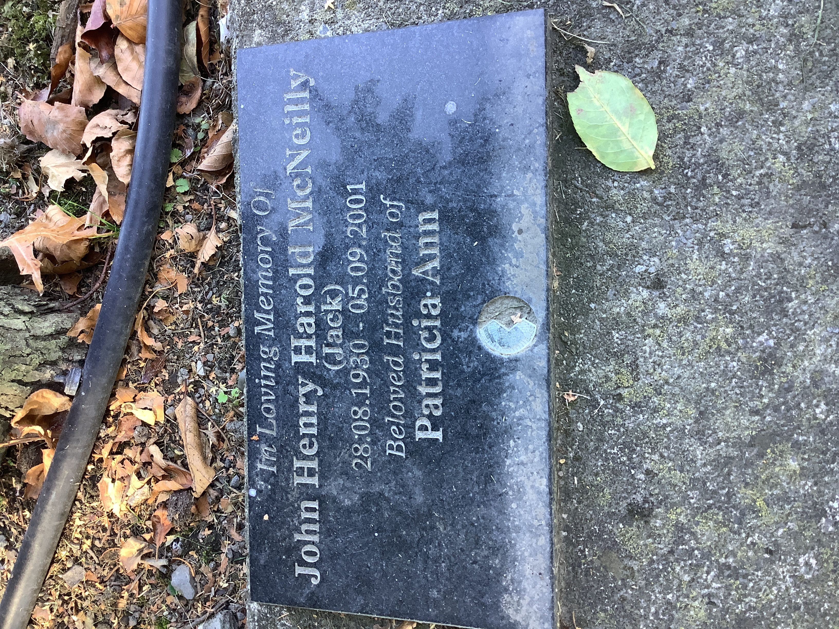 headstone